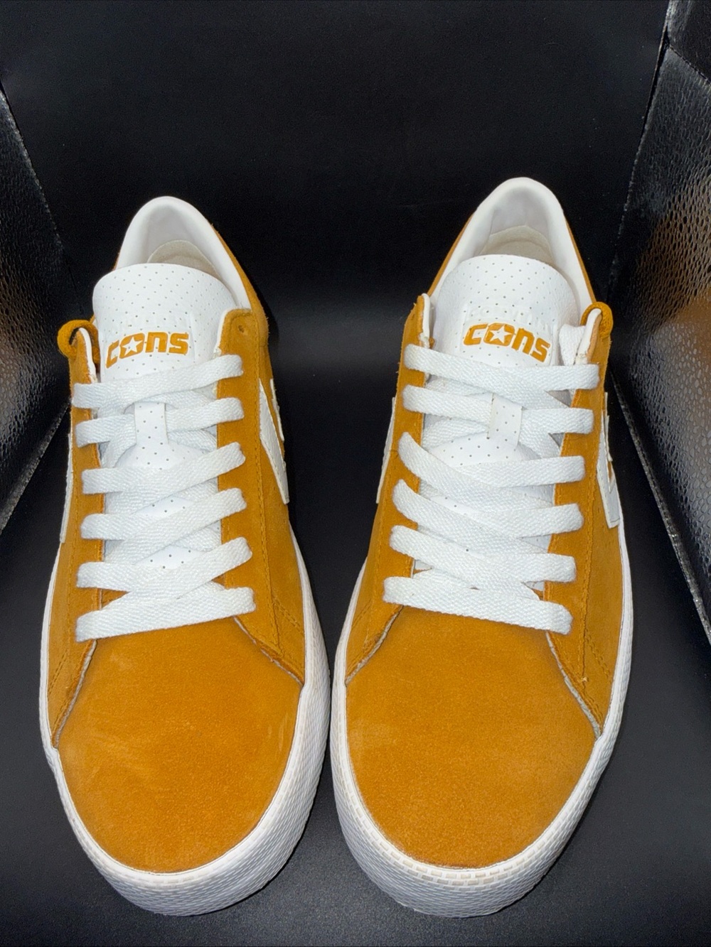Size 9 - Converse Pro Leather Vulc Pro Suede Golden Sundial/white, New W/out Box